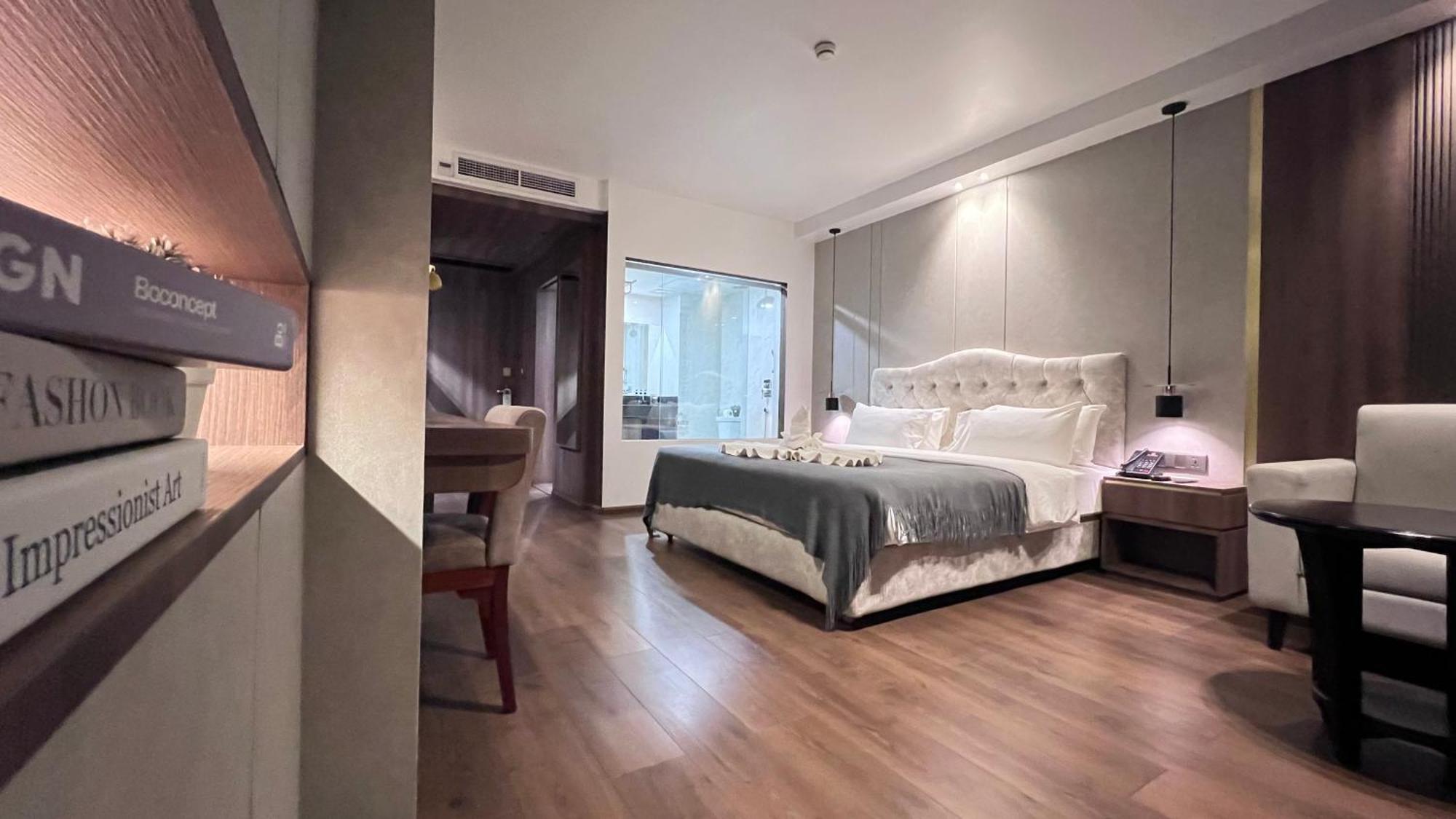 Hotel Harmony